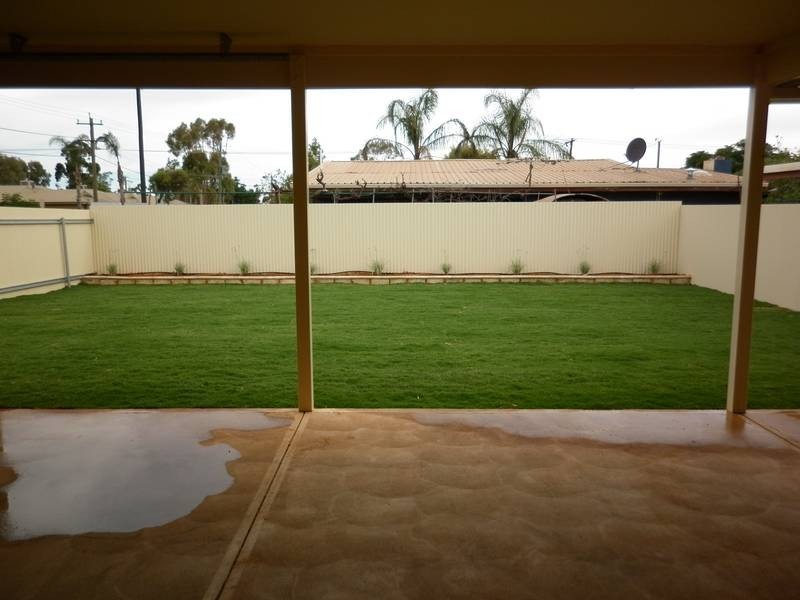 21A Evans, Boulder WA 6432