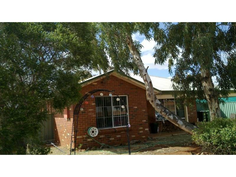 98 Shaw, Coolgardie WA 6429