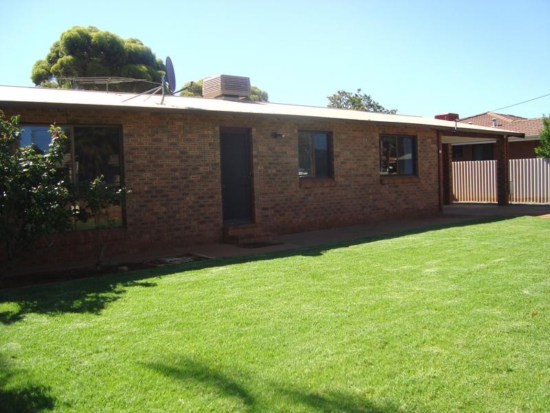 32 Sewell Drive, South Kalgoorlie WA 6430