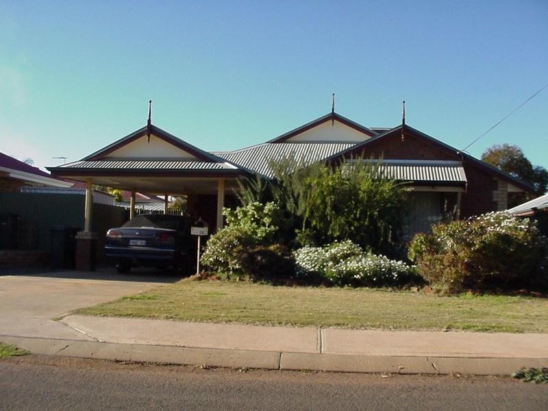 2/38 Premier Street, Kalgoorlie WA 6430