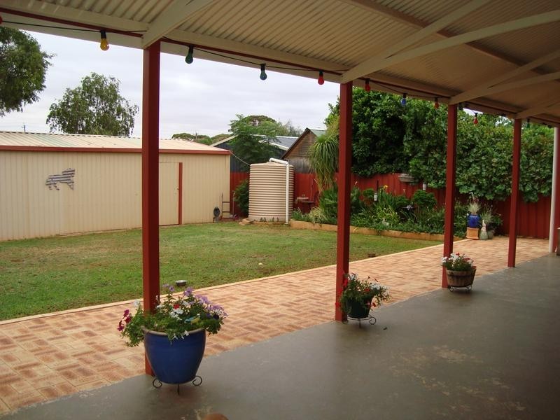 8 Eureka Street, Kalgoorlie WA 6430