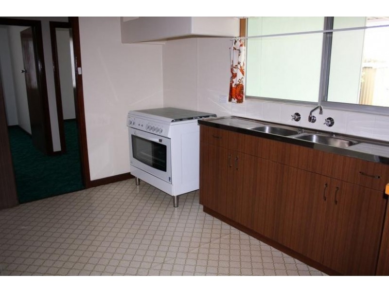 28 Johnston Street, Boulder WA 6432