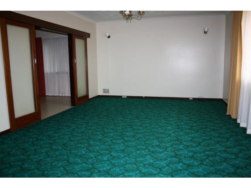 28 Johnston Street, Boulder WA 6432