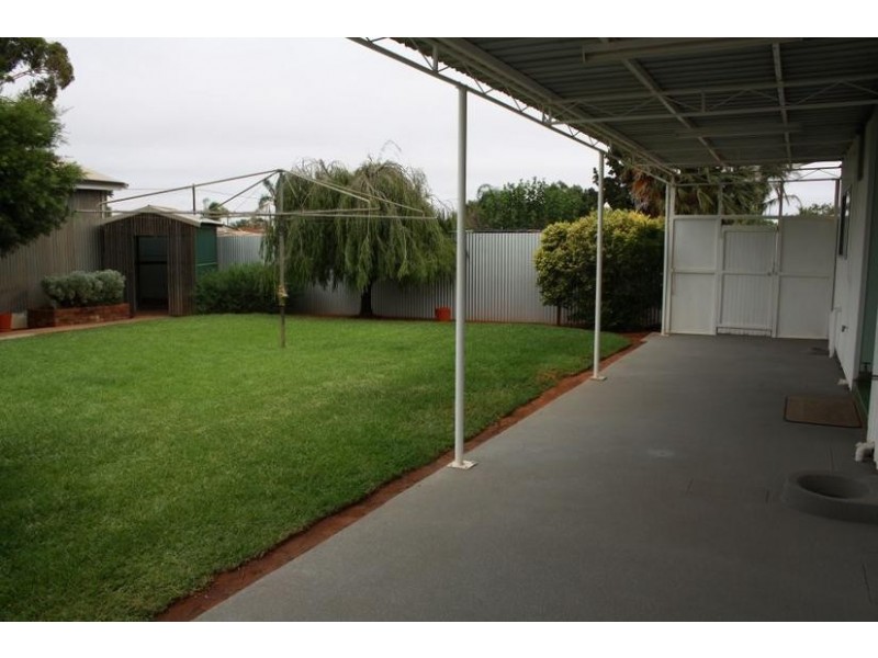 28 Johnston Street, Boulder WA 6432