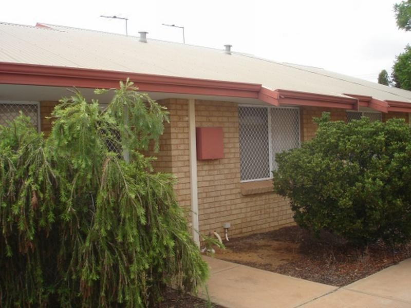 2/52 Roberts Street, Kalgoorlie WA 6430