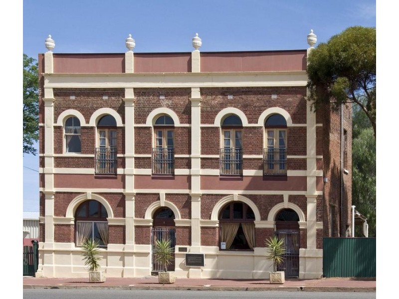 29 Bayley St, Coolgardie WA 6429