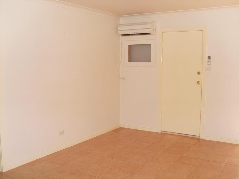 2/65A Millen Street, Boulder WA 6432