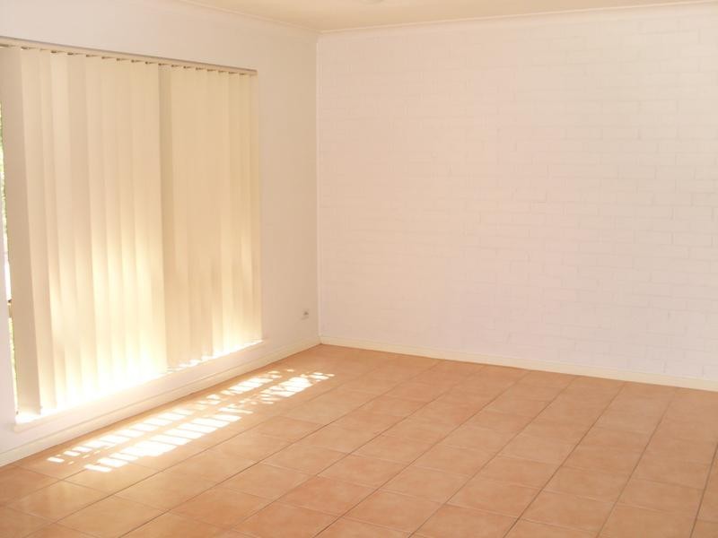 2/65A Millen Street, Boulder WA 6432