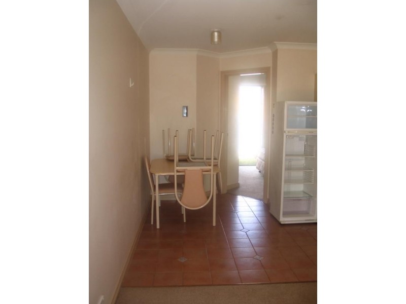 5/2 Wittenoon st, Kalgoorlie WA 6430