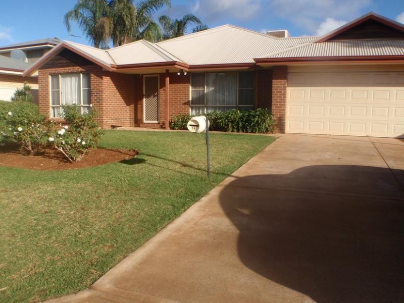 14 Geoffrey Stokes Parade, Kalgoorlie WA 6430