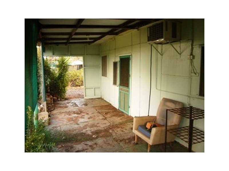 22 Roberts Street, Norseman WA 6443