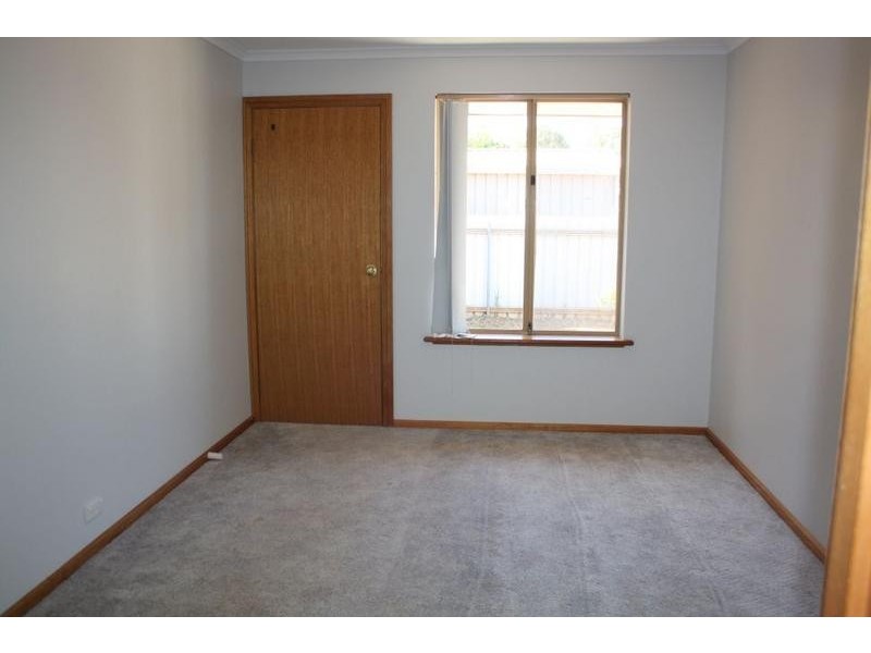 2/2 Steel Place, Boulder WA 6432