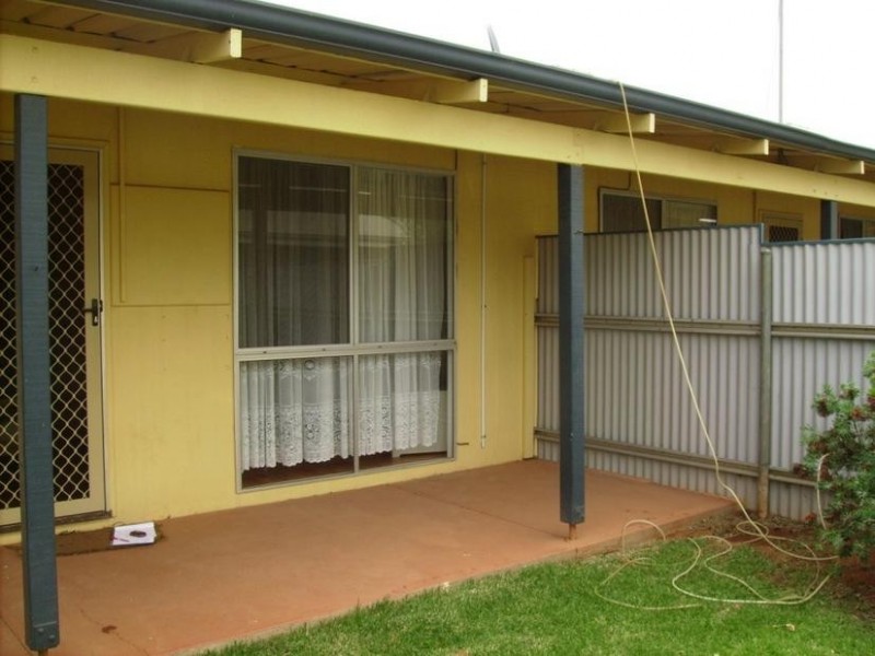 4/152 Moran Street, Boulder WA 6432