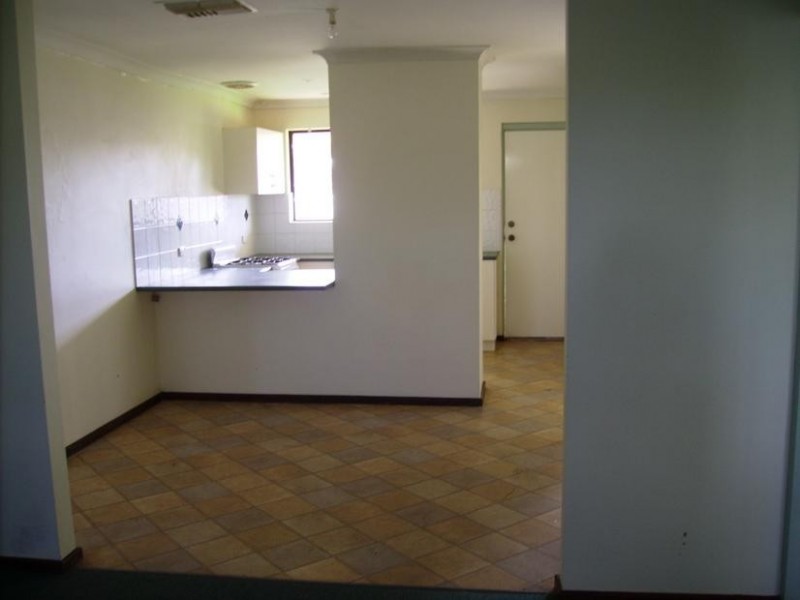 B/34 Phoenix Place, Boulder WA 6432