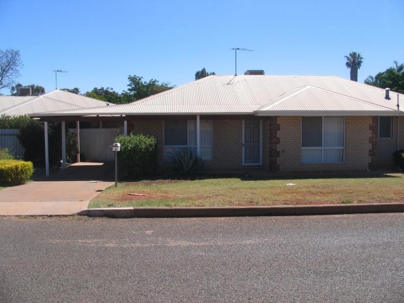 2/2 Lyall Street, Kalgoorlie WA 6430
