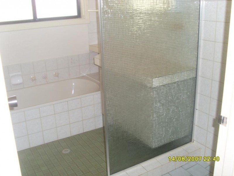 24 Holroyd, Boulder WA 6432