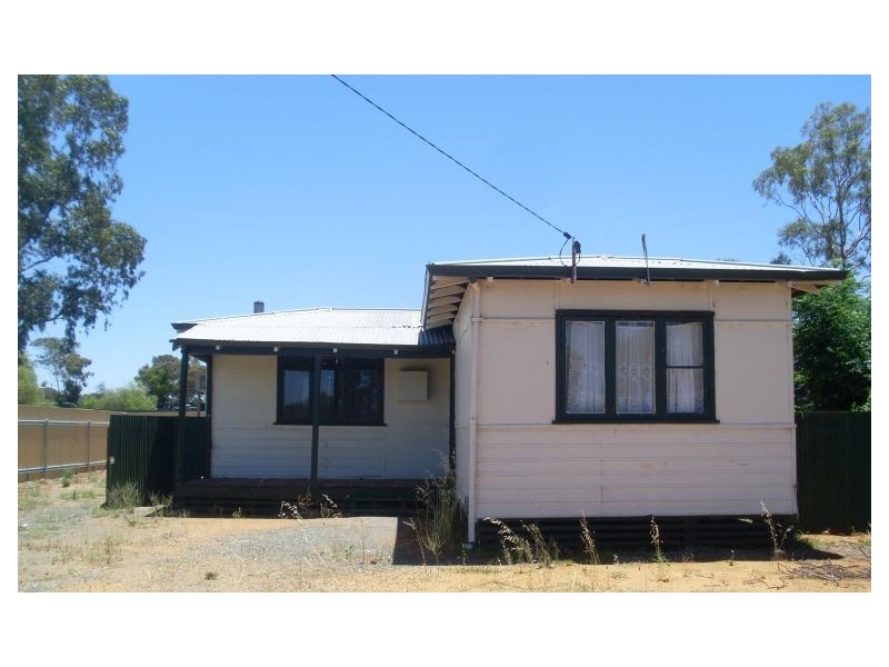 22 Sylvester Street, Coolgardie WA 6429