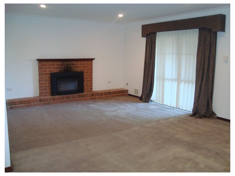 2 Fairetha Place, Kalgoorlie WA 6430