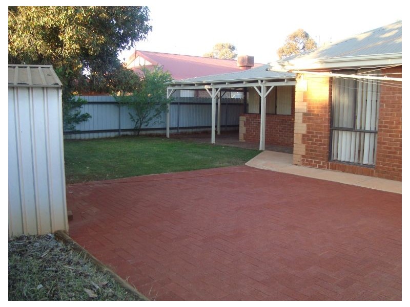 2 Fairetha Place, Kalgoorlie WA 6430