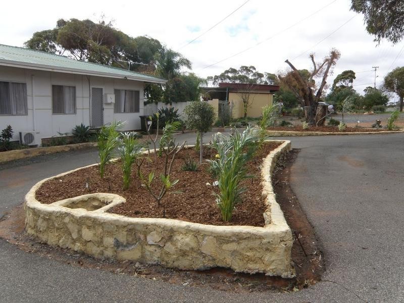 27 Gordon Adams Road, Kambalda East WA 6442