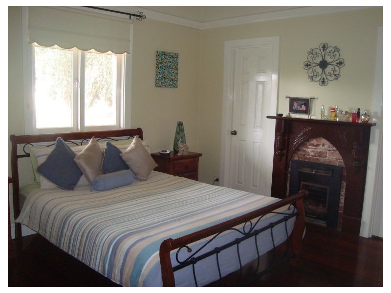 43 North Terrace, Boulder WA 6432