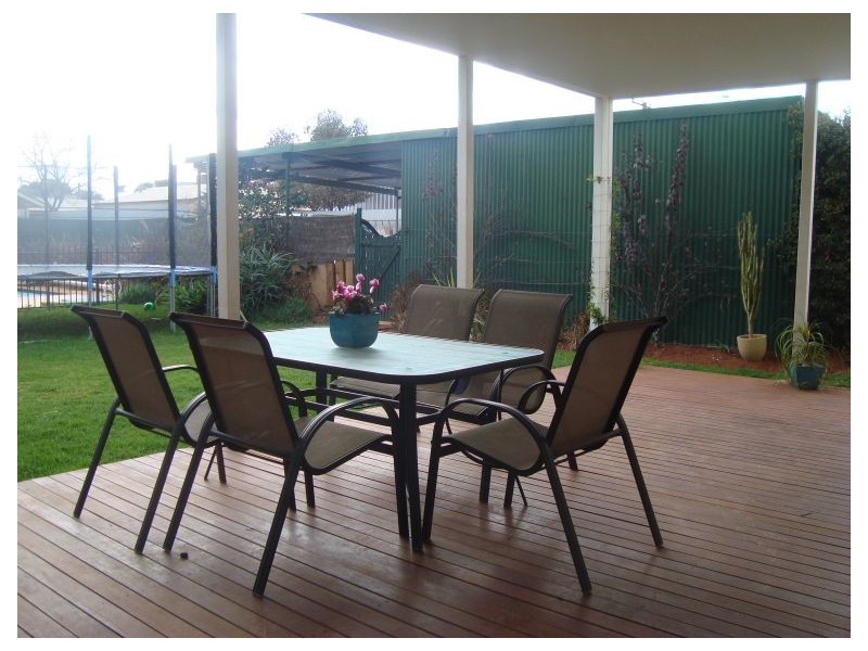 43 North Terrace, Boulder WA 6432