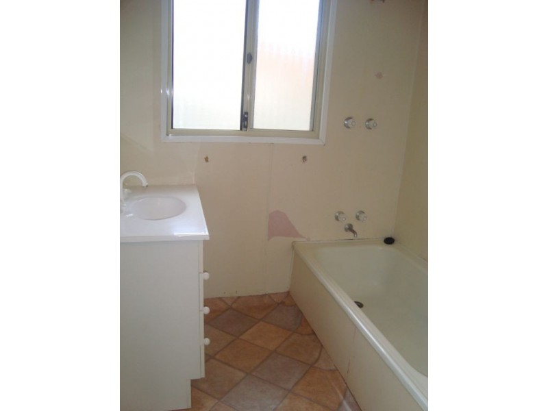 1/132 Moran Street, Victory Heights WA 6432