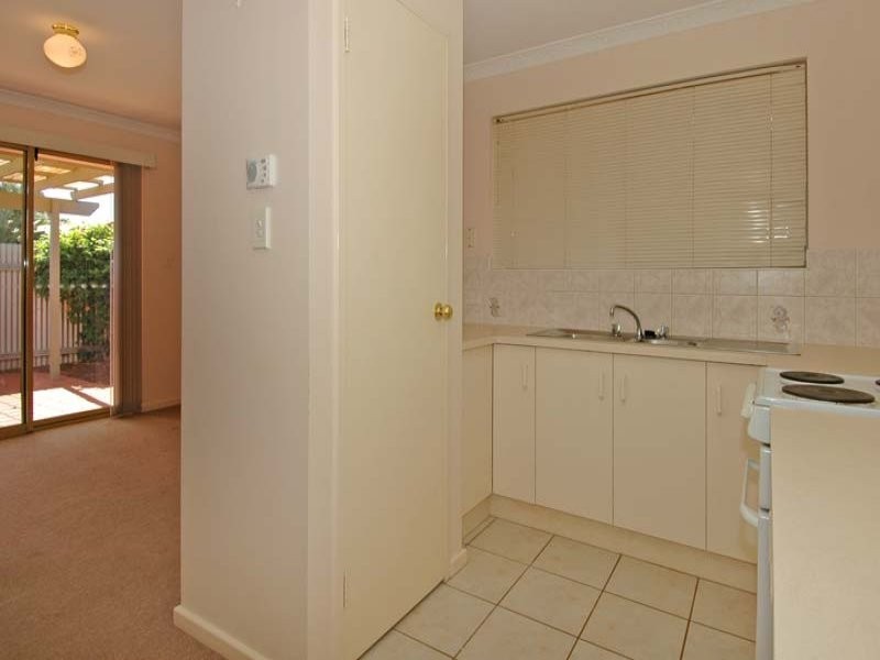 1/30 Crowley Gardens, Kalgoorlie WA 6430