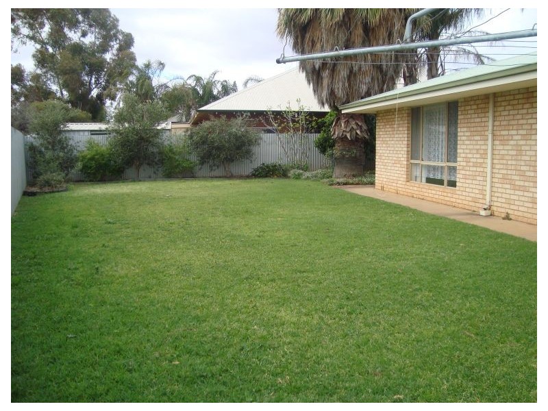 4 Kunanalling Avenue, HANNANS, Kalgoorlie WA 6430