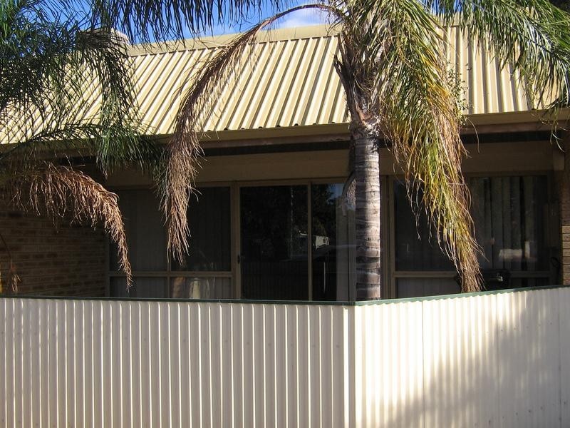 2/2 Carrington Street, Kalgoorlie WA 6430