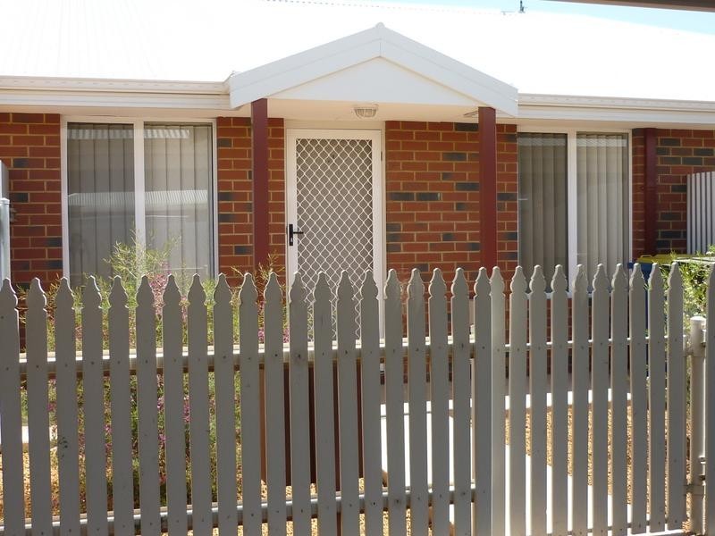 4/40 Roberts, Kalgoorlie WA 6430