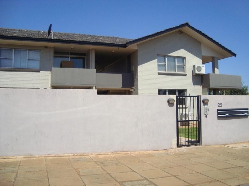 2/25 Hannan Street, Kalgoorlie WA 6430