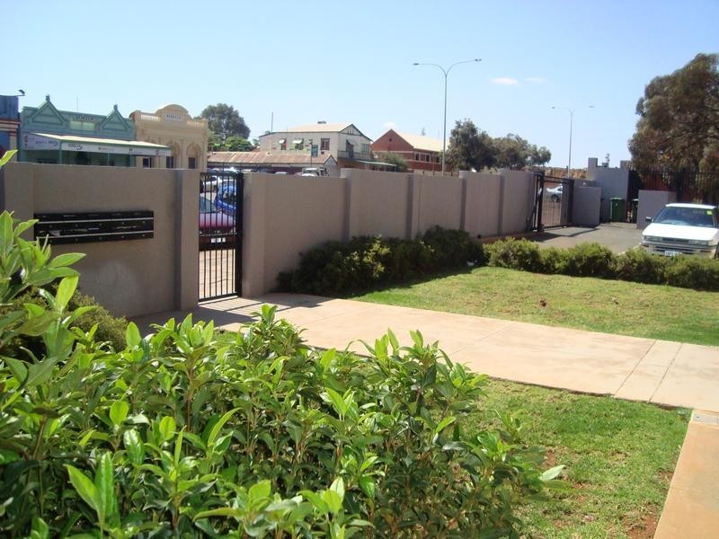 2/25 Hannan Street, Kalgoorlie WA 6430