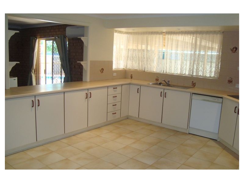 27 Morgan Loop FAIRWAYS, Kalgoorlie WA 6430