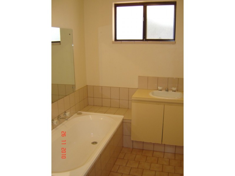 1/2 McLaren Street, Boulder WA 6432