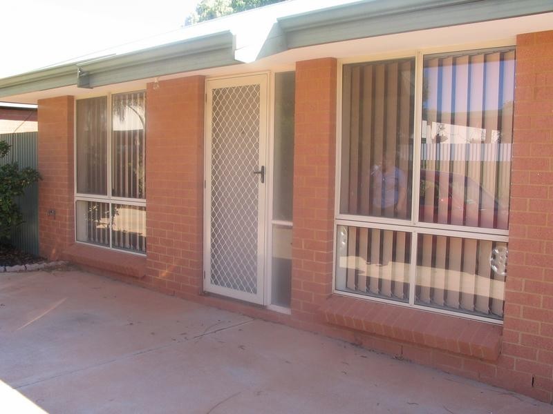 2/19 Gordon Street, Kalgoorlie WA 6430