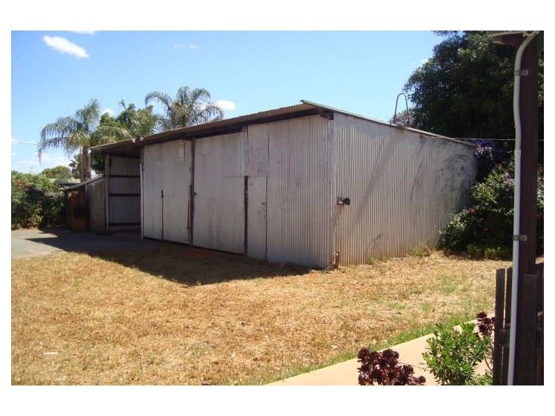 48 Johnston Street BOULDER, Kalgoorlie WA 6430