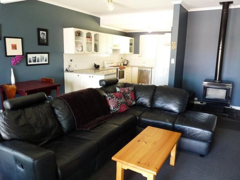 90 Forrest Street, Coolgardie WA 6429