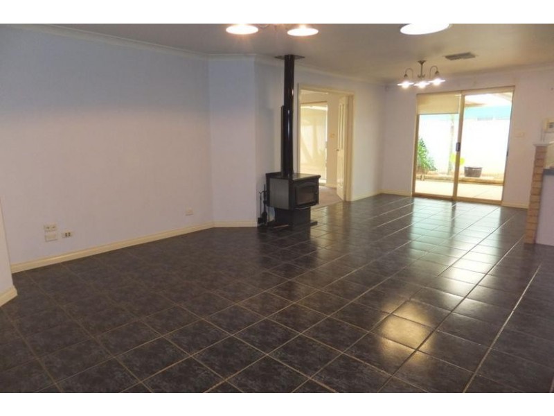 27 Heston Court SOMERVILLE, Kalgoorlie WA 6430