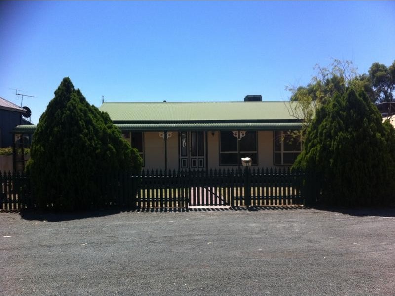 23 Broad Arrow Road, Kalgoorlie WA 6430