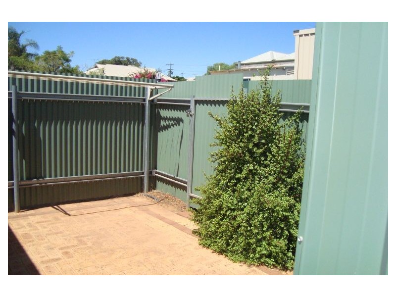 2/1 Outridge Terrace, Kalgoorlie WA 6430