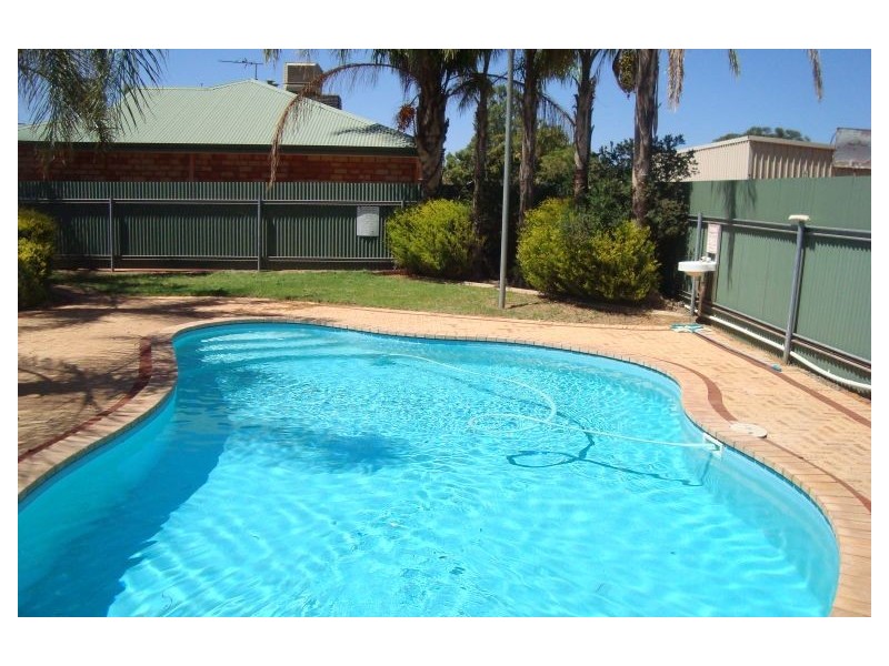 2/1 Outridge Terrace, Kalgoorlie WA 6430