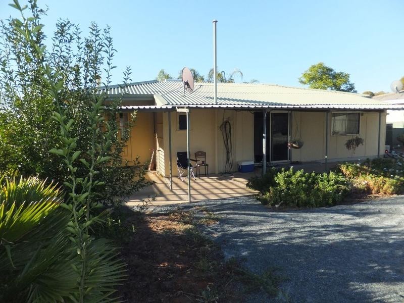 38 New Compton Street, Kambalda East WA 6442