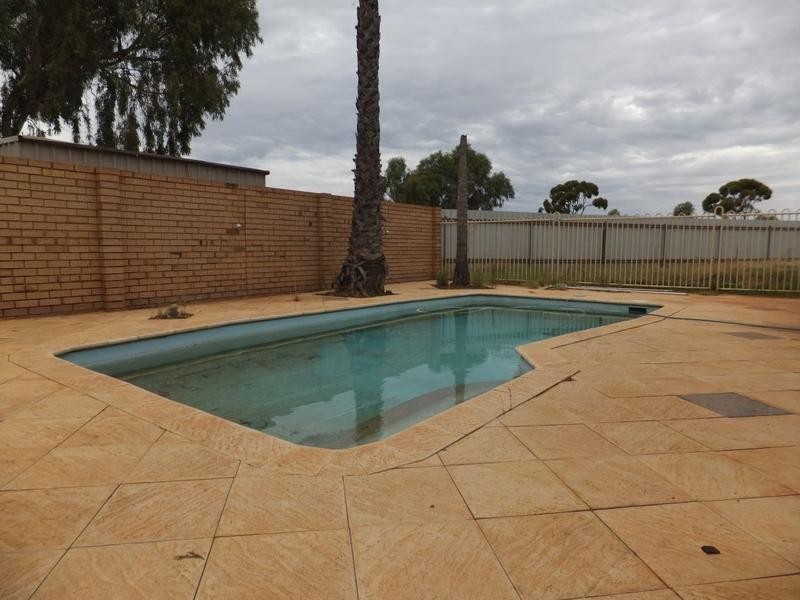 19 Fairetha Place, Kalgoorlie WA 6430