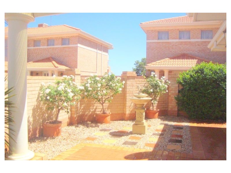 4/36 Maxwell Street, Kalgoorlie WA 6430