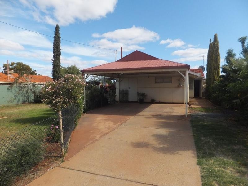 26 Talmalmo Place SOUTH KALGOORLIE, Kalgoorlie WA 6430
