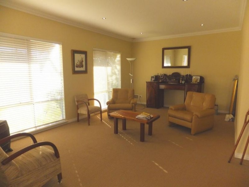 3 Berry Way BROADWOOD, Kalgoorlie WA 6430