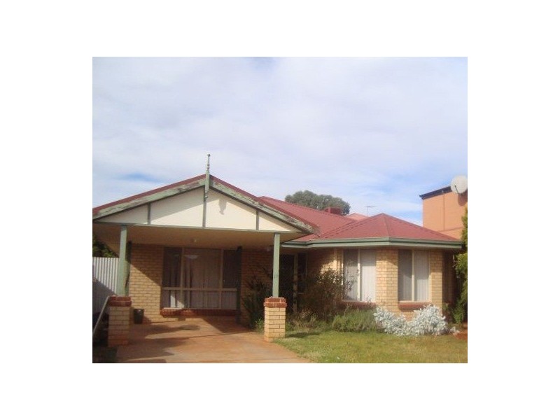 3 Rourke Cove SOMERVILLE, Kalgoorlie WA 6430