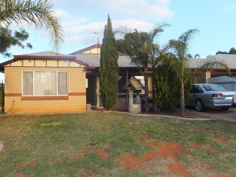 1/7 Azamor Drive, Boulder WA 6432