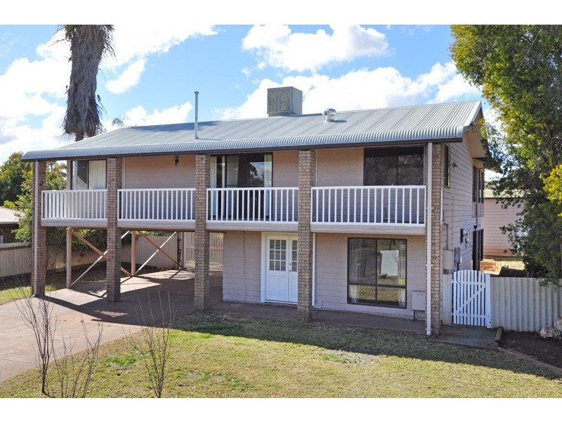 13 Bennetts Place HANNANS, Kalgoorlie WA 6430